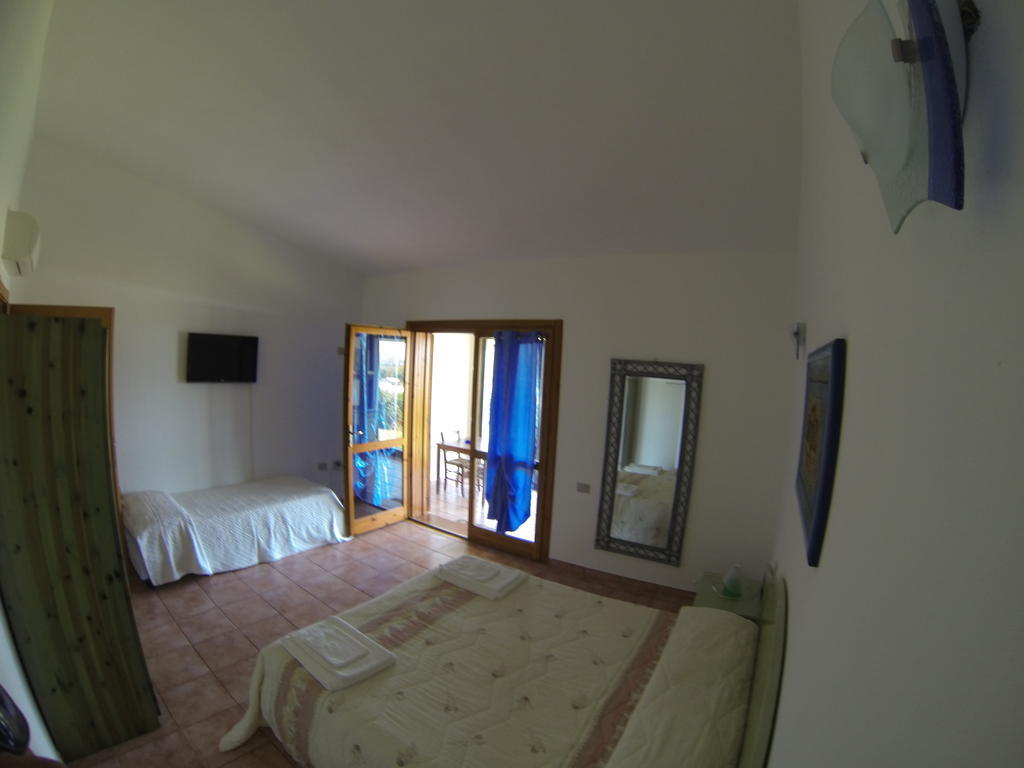 Agriturismo Gli Ulivi Hotel Castiadas Room photo